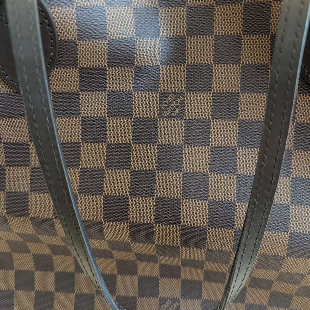 Louis Vuitton Neverfull